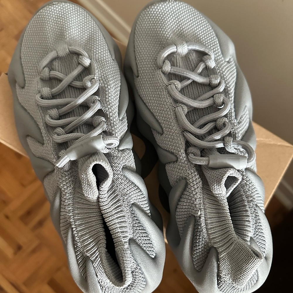 Yeezy 450 slides